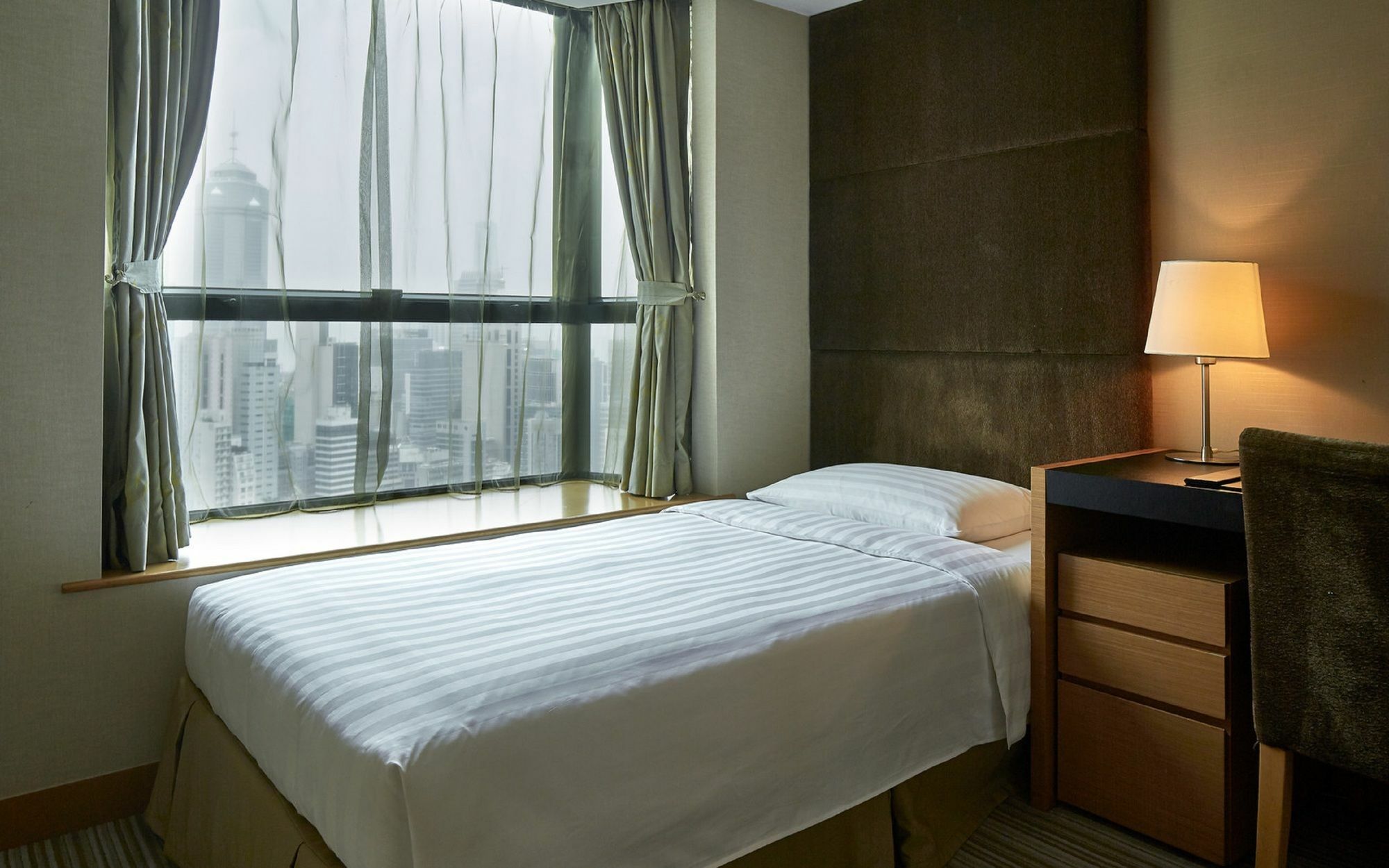 Two Macdonnell Road Aparthotel Hongkong Eksteriør bilde
